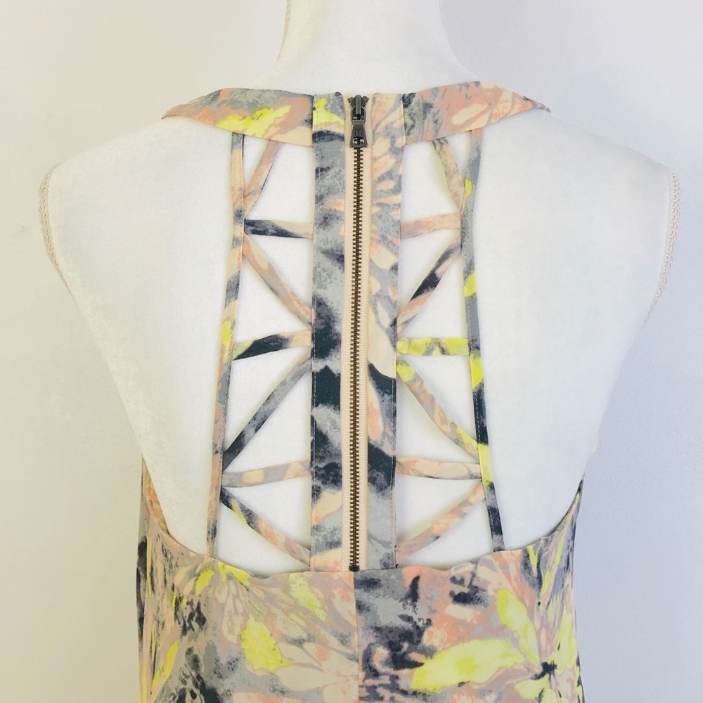 BCBGMaxAzria Clarissa Floral Asymmetric Hem Cocktail Dress Yellow Sz 6 - Picture 6 of 9